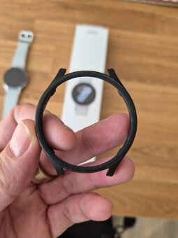 📱 Samsung Galaxy Z Flip6 256 GB + 🎁 Galaxy Watch7 44mm - 10
