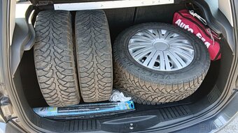 Ford Fusion 1.4 I - 10
