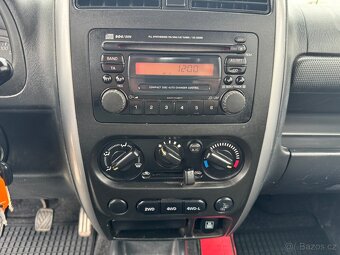 Suzuki Jimny 1,3i 16V 4WD Style 63kW Klima - 10