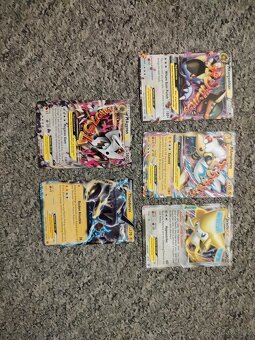 Pokémon karty - 10