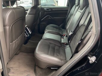 Porsche Cayenne Diesel PLATINUM - 2018, 1. majitel - 10