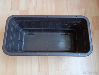Obaly na květináče 7 ks. + Truhlík - 10