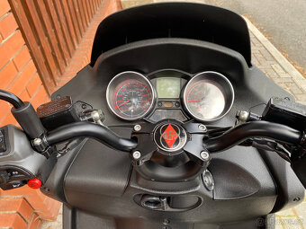 Gilera Fuoco 500 LT (2015) - 10