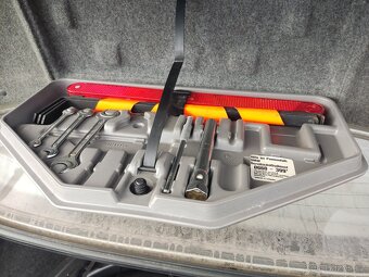 BMW E34 535i / eko placeno / veškeré náhradní díly - 10