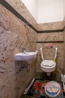 Prodej bytu 3+kk 98 m² s garáží - 10