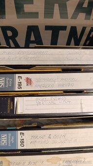 VHS kazety - 10
