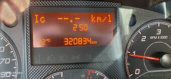 FIAT DUCATO 2,3 diesel 9 míst - 10
