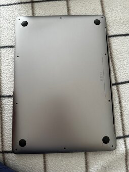 MacBook Air M1 8GB RAM 256SSD. - 10