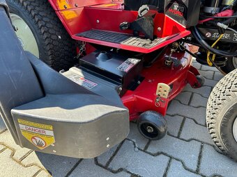 Trakturek Toro 270 + sněžná fréza - 10