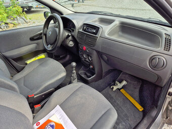 Fiat Punto II 1.2, 1.majitel, najeto originál 44.186km - 10