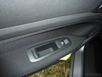 Peugeot 308 SW 1.2 Pure Tech 96KW - 10