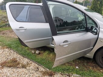 Peugeot 307 kožené sedačky - 10