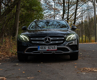 Prodám Mercedes E220D 4 Matic All-Terrain DPH - 10