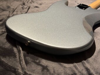 Squier Affinity Jazz Bass - 10