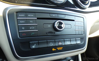 Mercedes-Benz CLA 250 4Matic 7G-DCT - 10