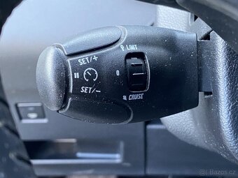 Peugeot 308 1.6 HDi , 82 kW nafta, 2012 - 10