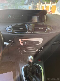 2013 Renault Grand Scenic 1.5 dci - 10