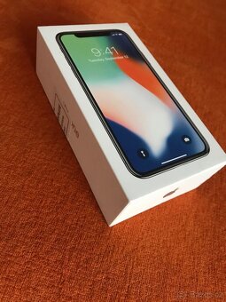 iPhone X 256 GB - 10