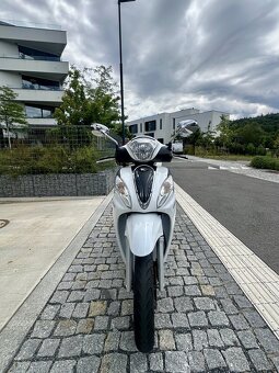 Kymco People one 125 - ZÁNOVNÍ - 10