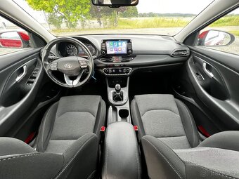 Hyundai i30 COMBI 1,0 T-GDi 88kW SMART LED, NAVI - 10