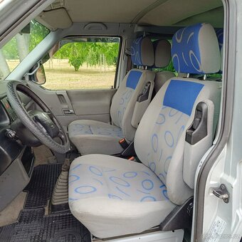 VW CARAVELLE LONG 2.5.TDI 75KW RV-2001 INTERIÉR MULTIVAN - 10