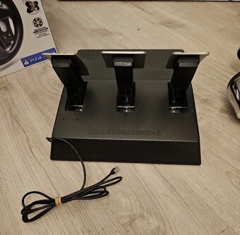 Thrustmaster T300 RS GT Edice - 10
