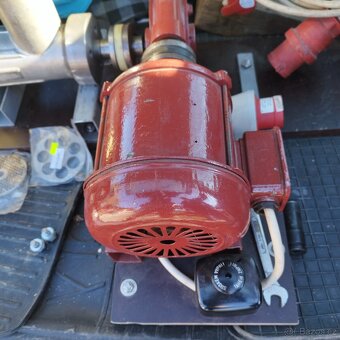 Mlýnek na maso 32 - 10