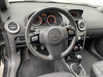 Opel Corsa 1.4 16V , 64 kW benzín, 2015 - 10