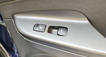 Hyundai Kona 64 kWh 205 koní Premium 11/2020 LED +DPH - 10