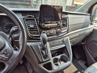 Ford Tourneo Custom - 10