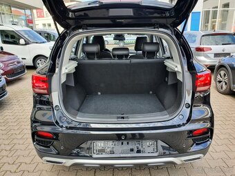 MG ZS Luxury 1.5 78kW 77tkm Virtual ACC ALU 17" kam360° - 10