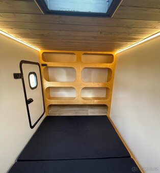Obytný príves, mini karavan - 10
