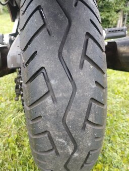 Suzuki GSX 1100F - 10