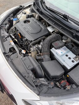Hyundai i30 combi 1.6TDi 2017 - 10