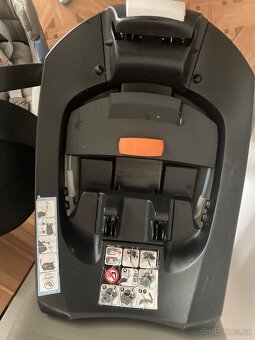 Autosedačka Cybex Aton 5 se základnou - 10