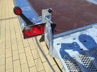 Temared Builder 3500/756kg, 395x180cm, 3x 1350kg, rampa - 10