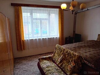 RD se zahradou v obci Litobratřice - 10