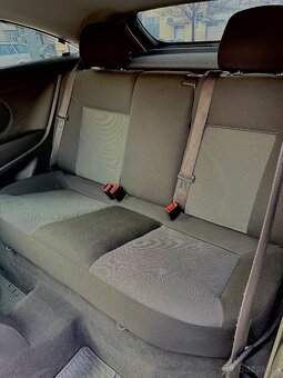 Opel Astra H GTC 1.6 - 10