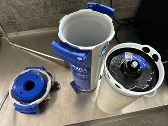 Vodní filtr Brita Filtr Quell 600ST/s displejem. GASTRO - 10