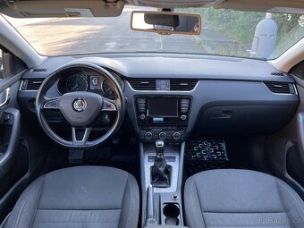 skoda octavia 1.6tdi 81kw 147 000km keyless - 10