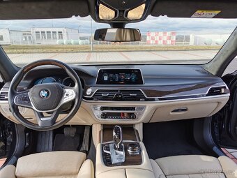 BMW 750i XDrive INDIVIDUAL LASER DPH ČR - 10