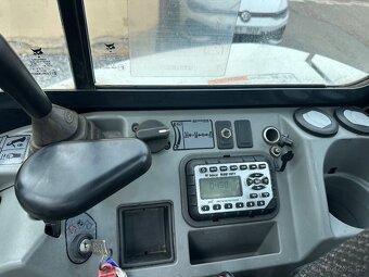Pasový bagr BOBCAT E50, ROTOTILT, 3700mth, KLIMA - 10