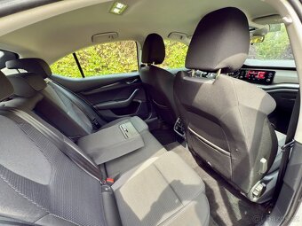 ŠKODA OCTAVIA IV 2,0TDi Koup.ČR,1.majitel,128.400km,2021,DPH - 10