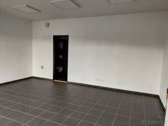 Pronájem obchodního prostoru, 30m2 - 10