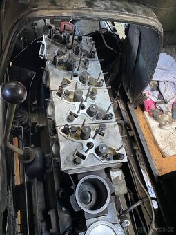 Praga V3s sklápěč s hydraulickou rukou 3001 - 10