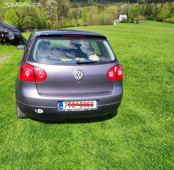Volkswagen Golf V - 1.6 75kW - 10