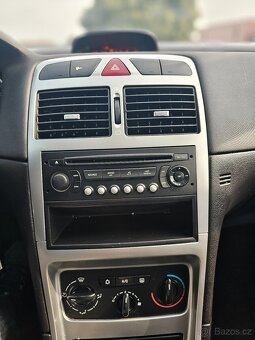 PEUGEOT 307 SW 1.6 HDI 66 KW 7 MÍST MALÝ NÁJEZD PO ROZVODECH - 10