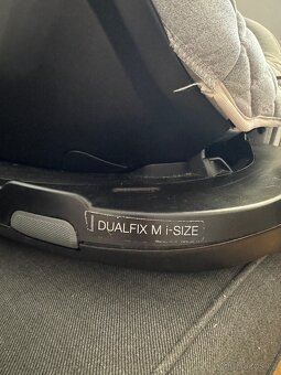 Britax Romer Dualfix I size M, 9-18kg - 10
