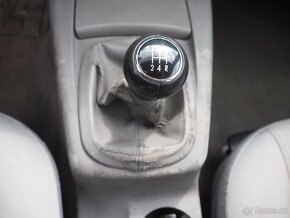 Volkswagen Passat 1.9 TDI KLIMA, vyhř. sedadla - 10