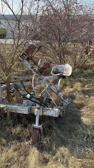 Stroje vlečky plečky a iné - 10